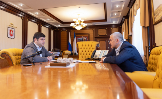 Недобросовестные продавцы часто завышают цены накануне праздников - Аксенов Недобросовестные продавцы часто завышают цены накануне праздников - Аксенов