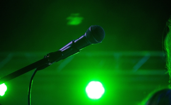 Путь Дык Фука к славе: как знак зодиака помог певцу из Вьетнама покорить Интервидение Путь Дык Фука к славе: как знак зодиака помог певцу из Вьетнама покорить Интервидение